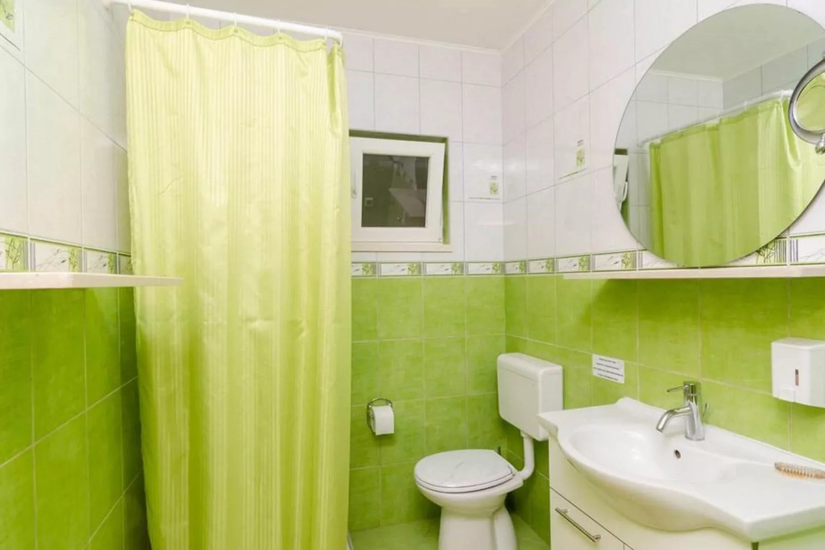 Apartments Matuško Mljet - Two-Bedroom Apartment with Terrace and Sea View-Bathroom