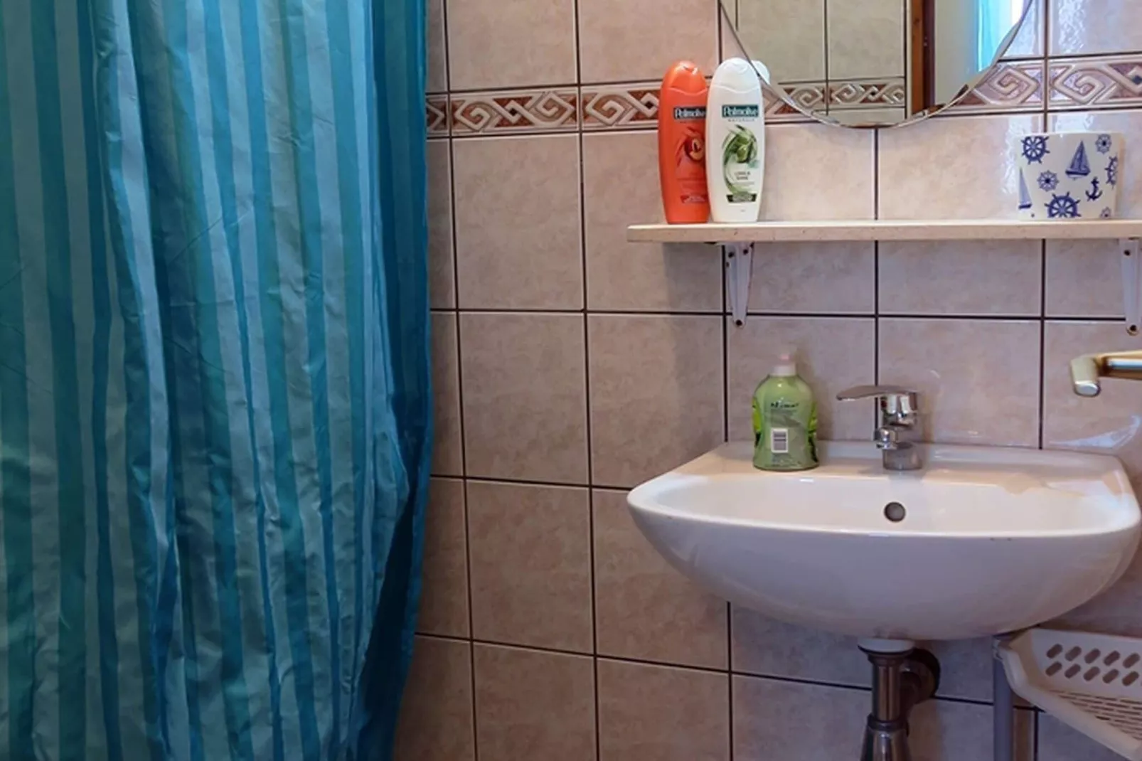 Apartments Vera -  Comfort One-Bedroom Apartment with Terrace and Sea View (Irena)-Bathroom