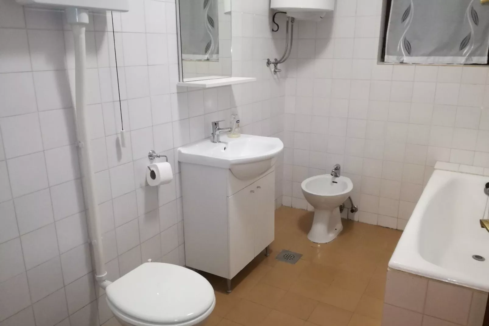 House Karlo Apartments - One-Bedroom Apartment with Terrace and Sea View (A1)-Bathroom