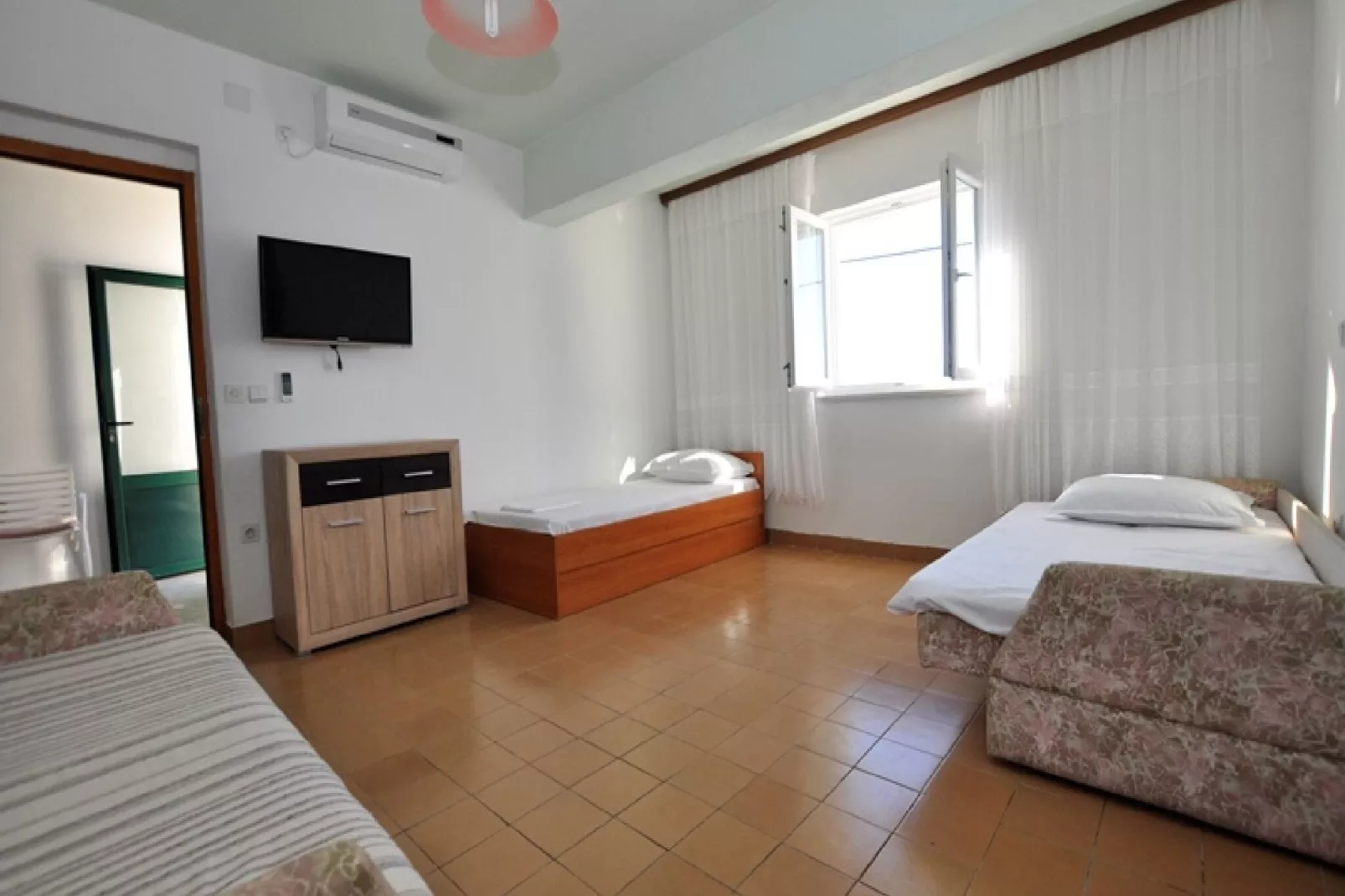House Karlo Apartments - One-Bedroom Apartment with Terrace and Sea View (A1)-Indoor