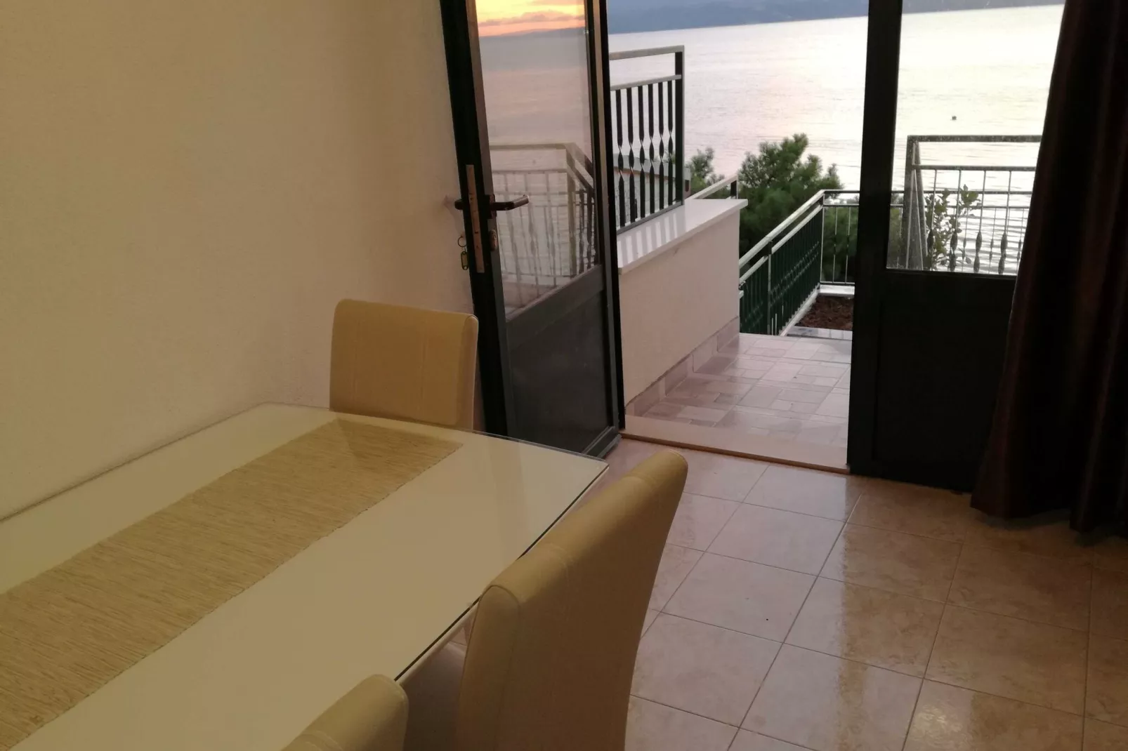 House Karlo Apartments - One-Bedroom Apartment with Terrace and Sea View (A1)-Indoor