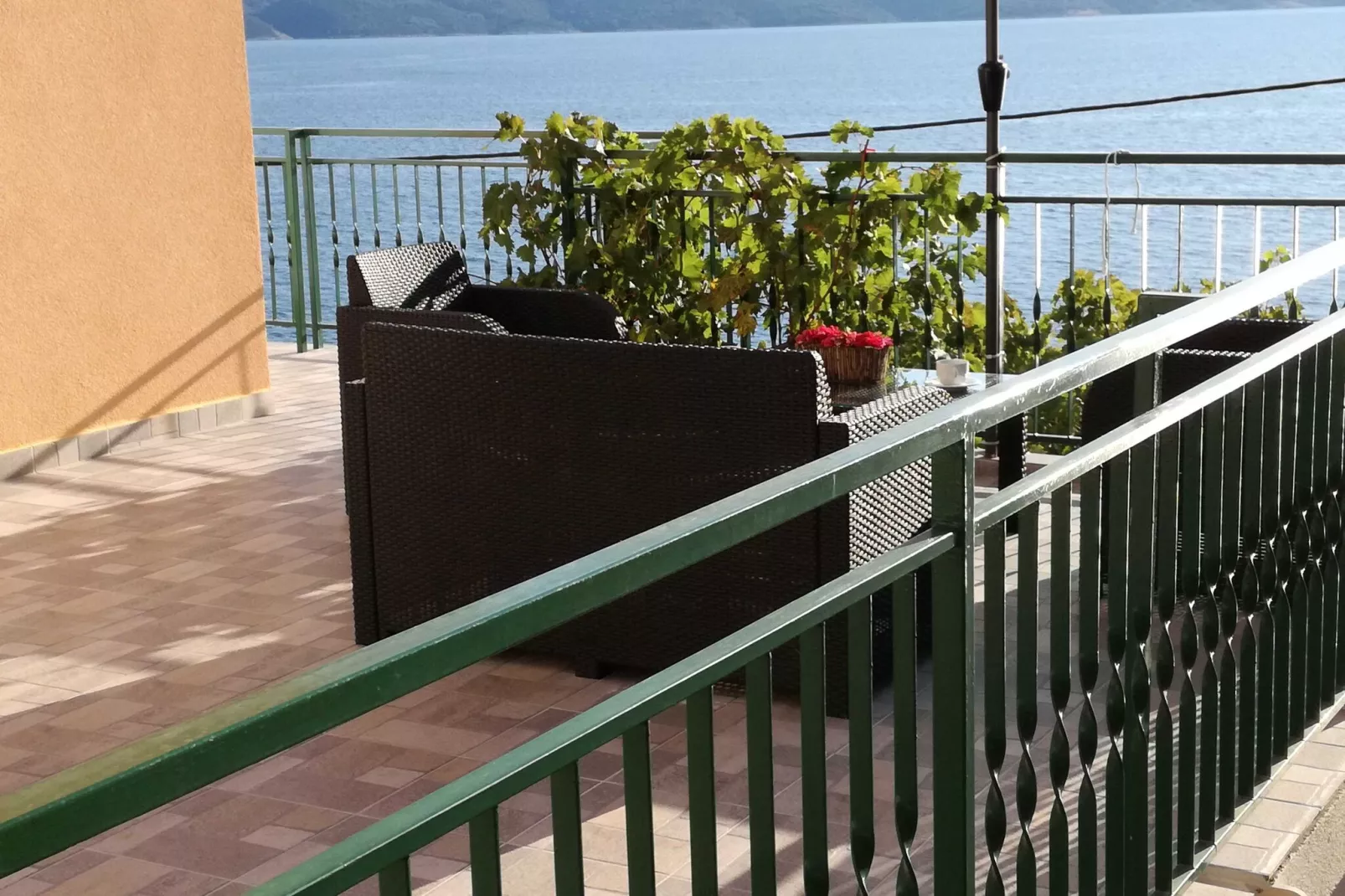 House Karlo Apartments - One-Bedroom Apartment with Balcony and Sea View (A2)-Outdoor