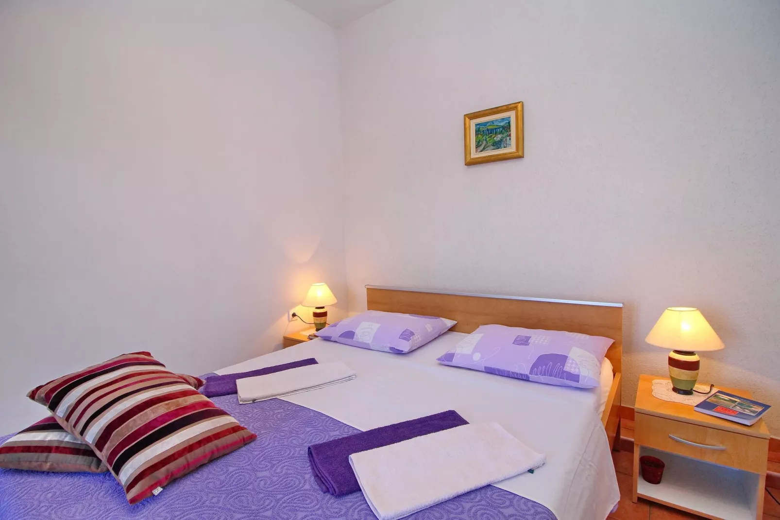 Apartments Filipović - One-Bedroom Apartment with Balcony and Sea View (A1)-Bedroom