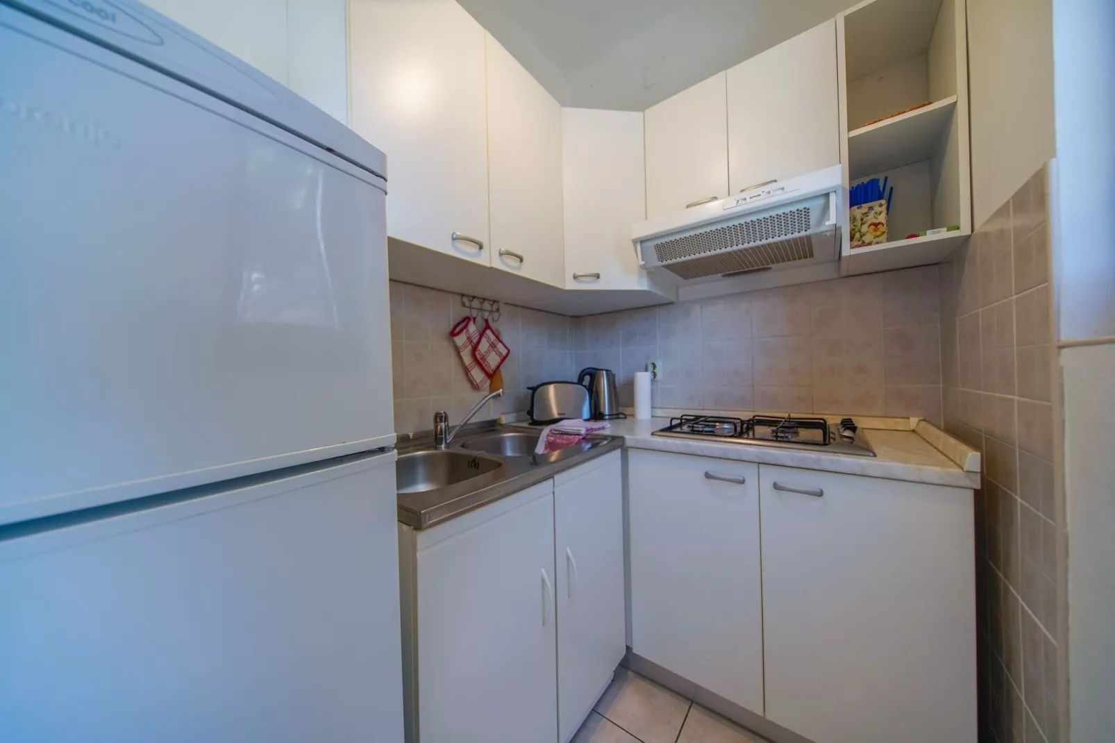 Apartments Filipović - One Bedroom Apartment with Terrace and Sea View ( A3 )-Kitchen