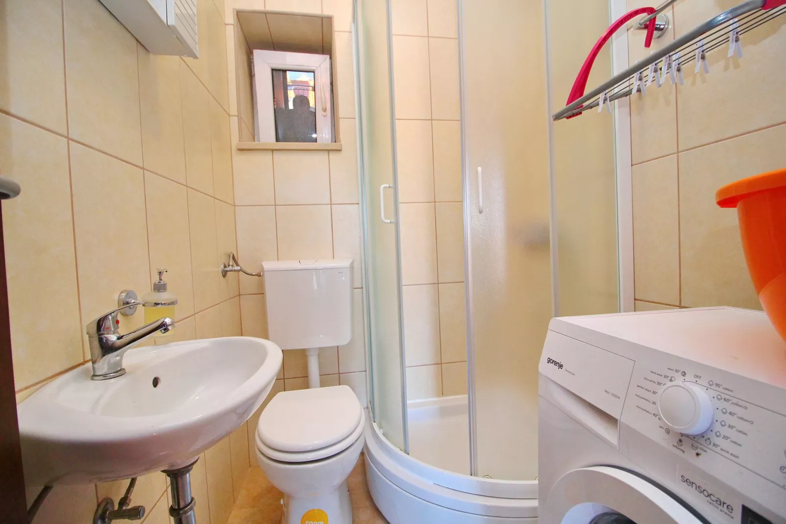 Apartment Mambo , Mljet - Duplex Apartment with Terrace and Sea View-Bathroom