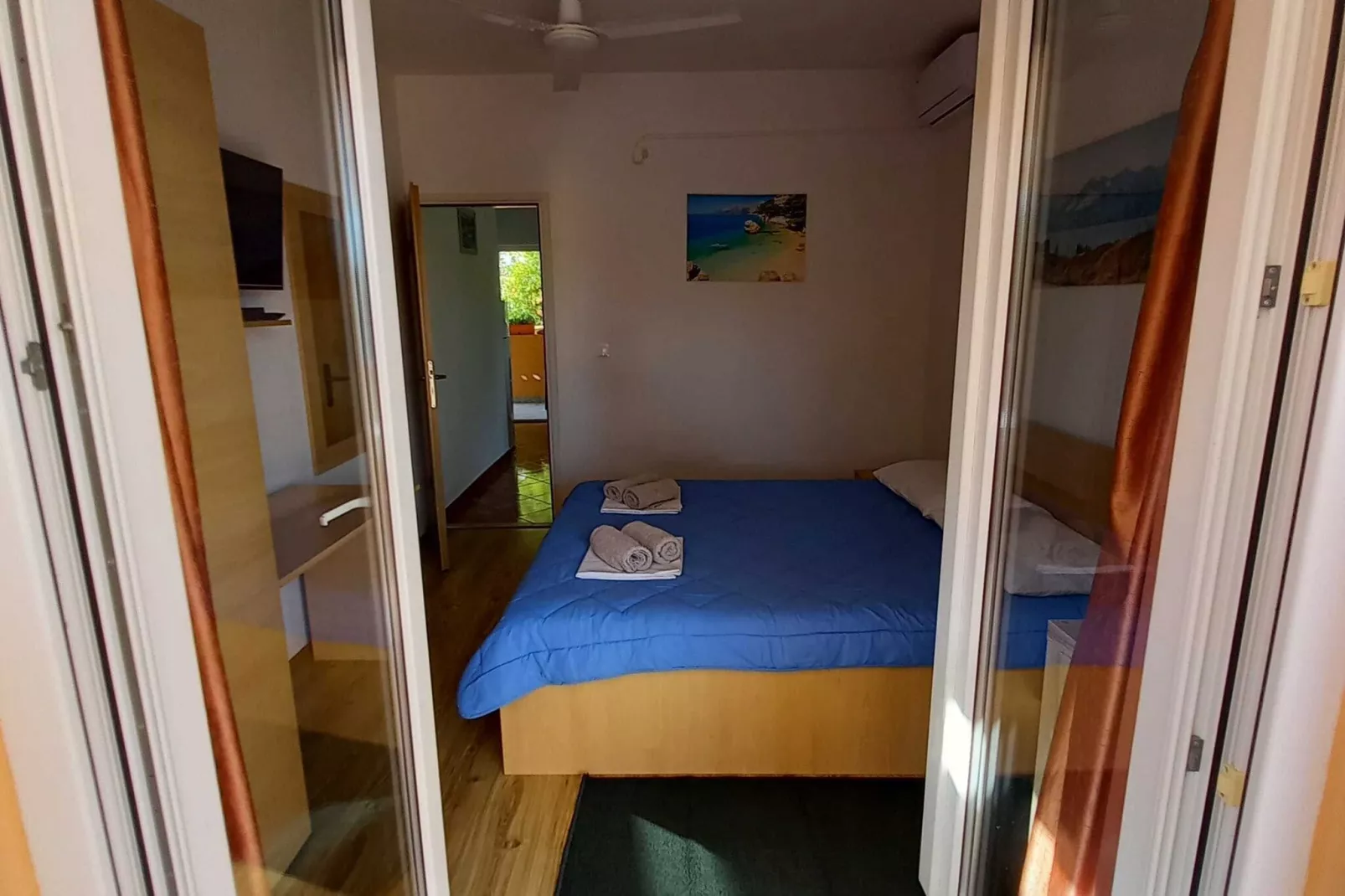 Apartments Vinko Mljet- One-Bedroom Apartment with Terrace (A3)-Chambre