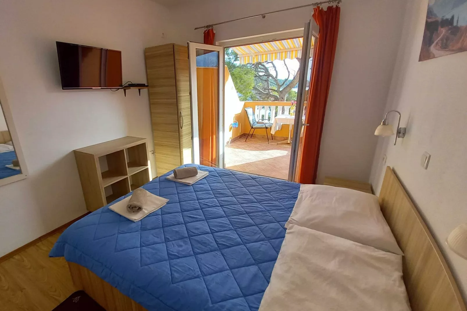Apartments Vinko Mljet- One-Bedroom Apartment with Terrace (A4)-Bedroom