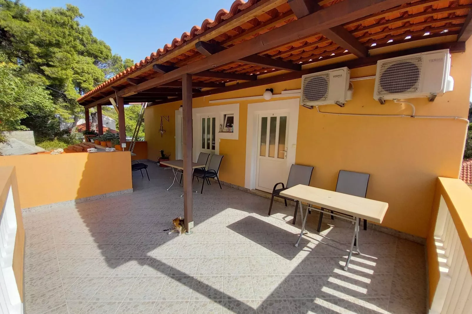 Apartments Vinko Mljet- One-Bedroom Apartment with Terrace (A5)-Outdoor