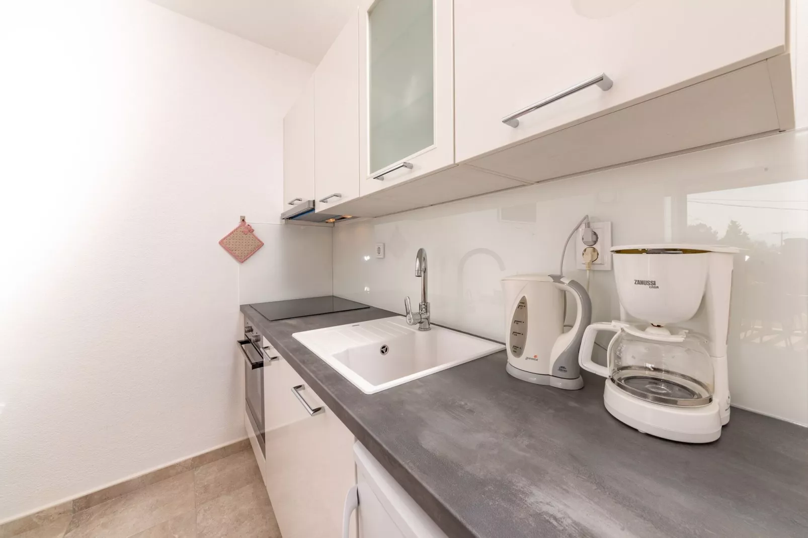 Apartments Magdalena - Apartment with Sea View and Terrace (A3)-Kitchen