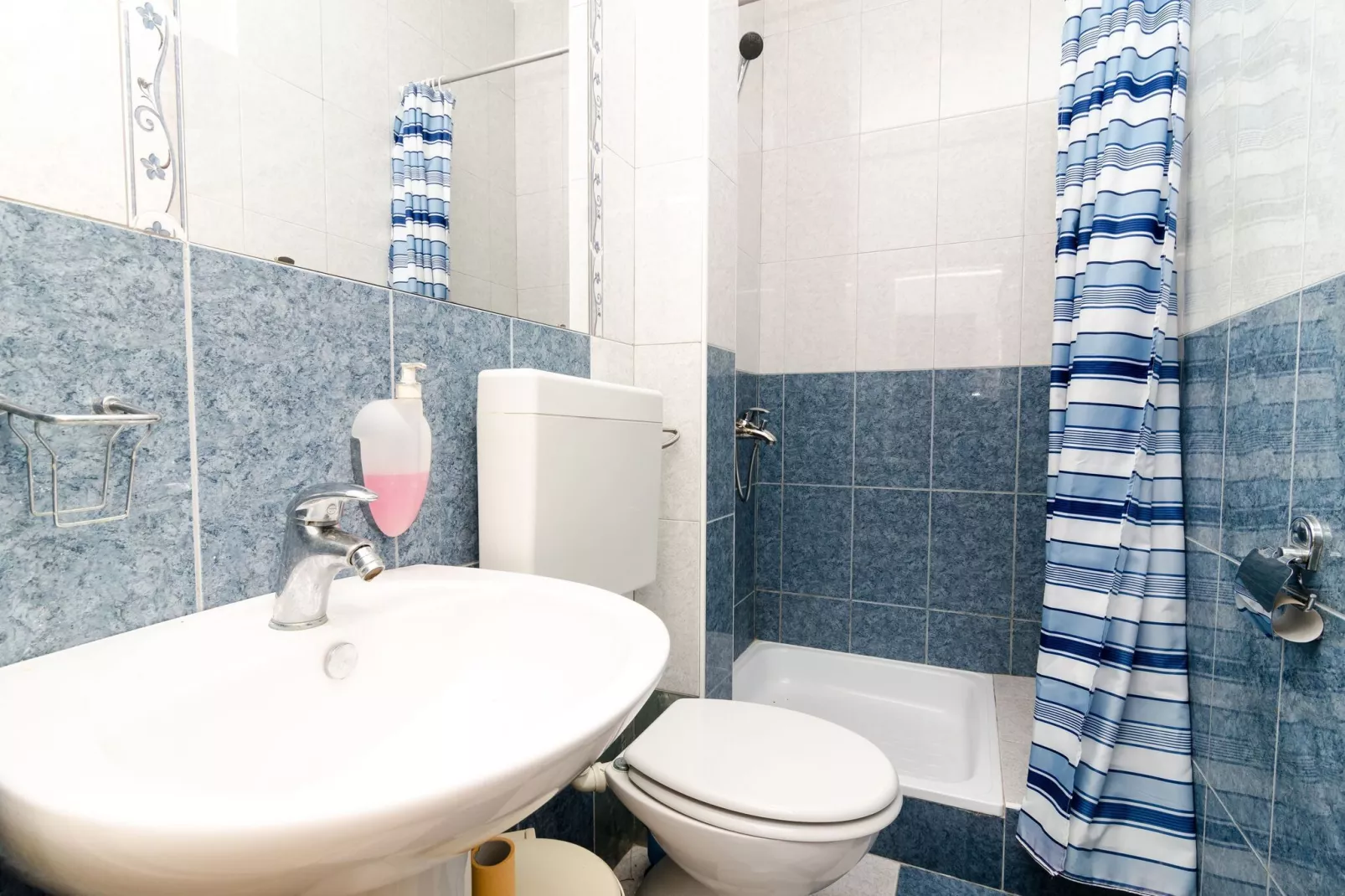 Guest House Kiko - Budget Double Room -  No.1-Bathroom