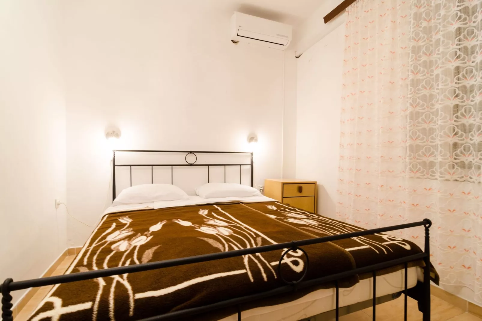 Guest House Kiko - Budget Double Room -  No.2-Bedroom