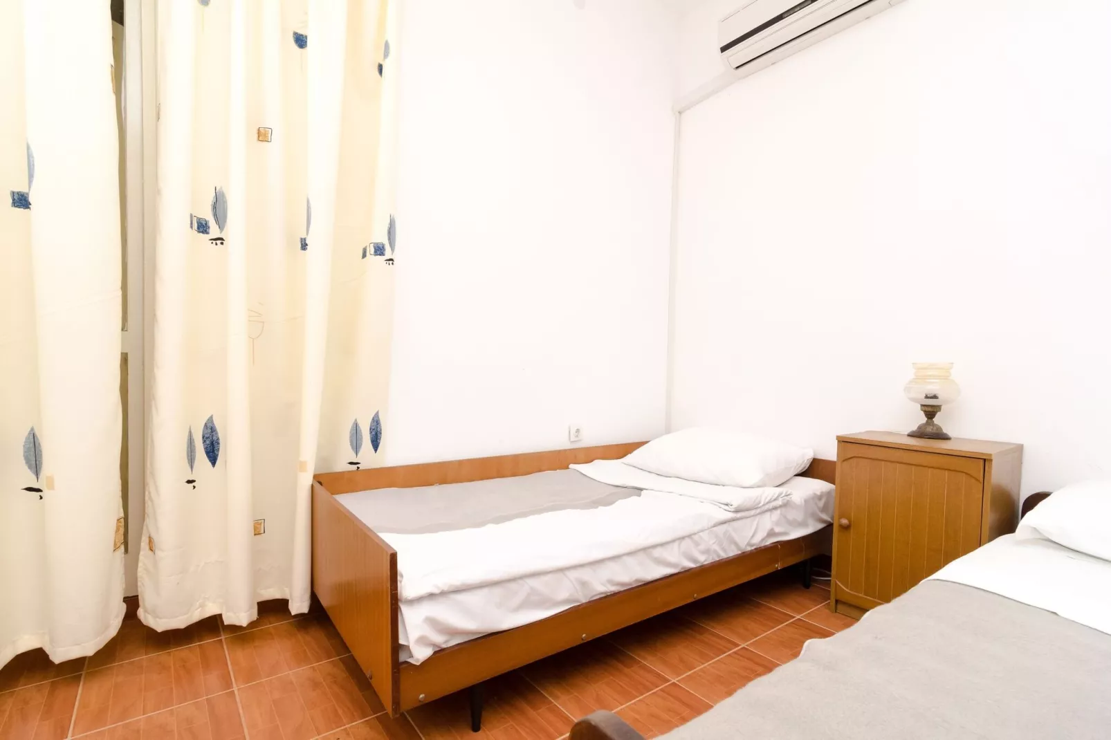 Guest House Kiko - Quadruple Room-Bedroom