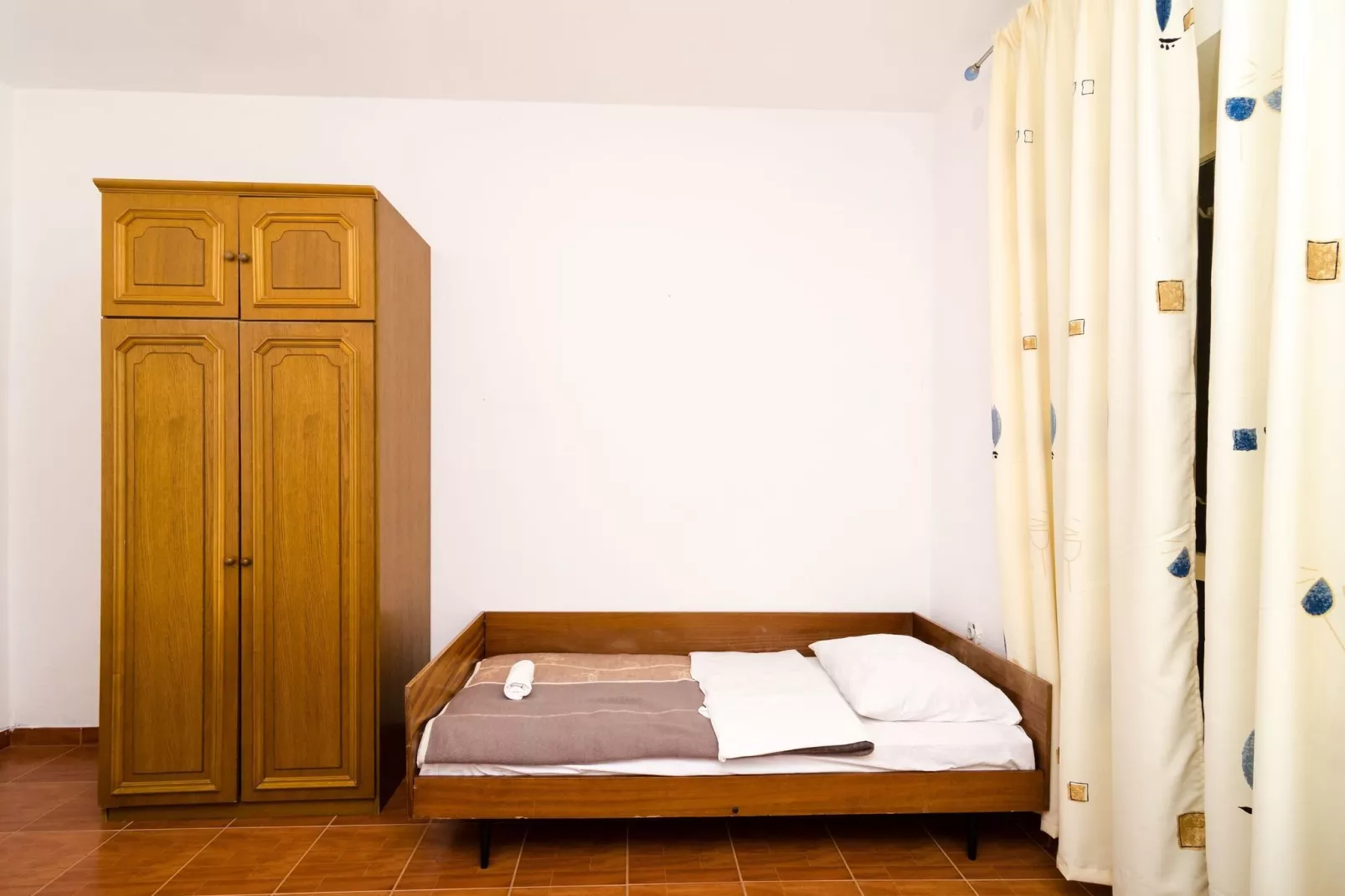 Guest House Kiko - Quadruple Room-Bedroom