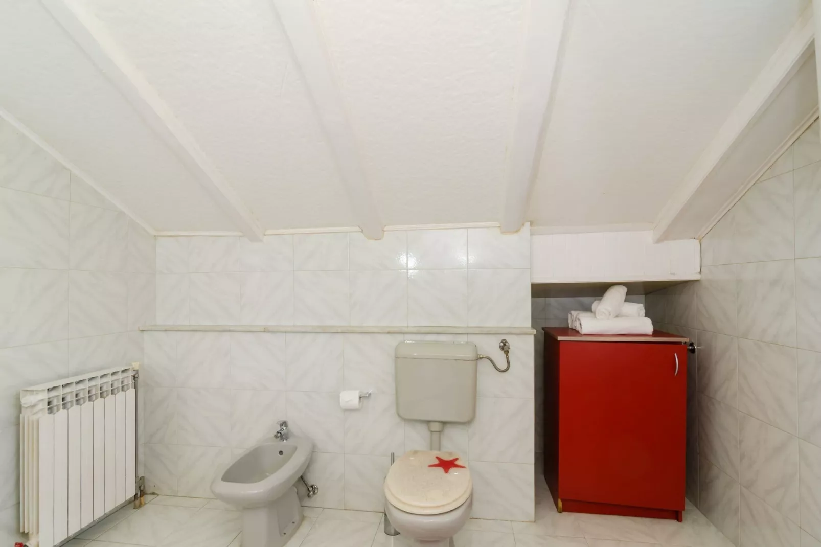 Apartment Emma - Two Bedroom Apartment with Balcony and Sea View-Bathroom