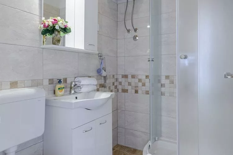 Rooms Sani- Double Room with Terrace and Sea View (S2)-Bathroom