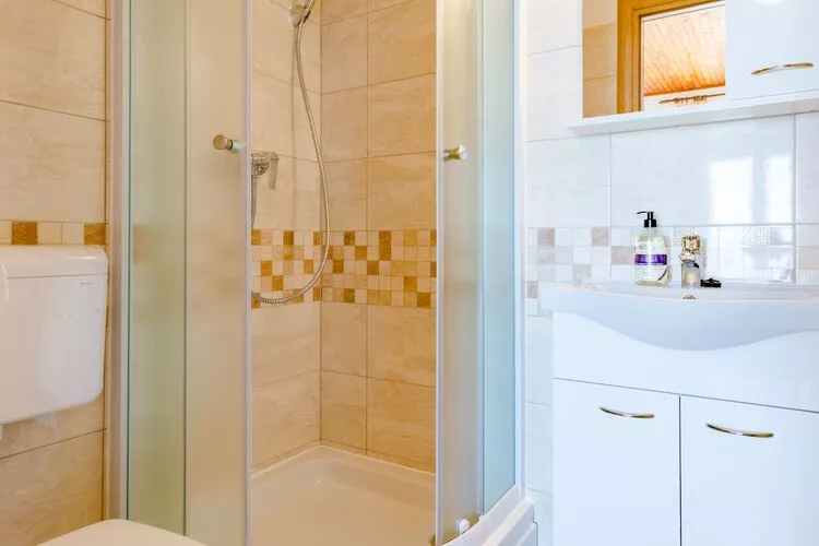 Rooms Sani - Double Room with Terrace and Sea View (S3)-Badezimmer