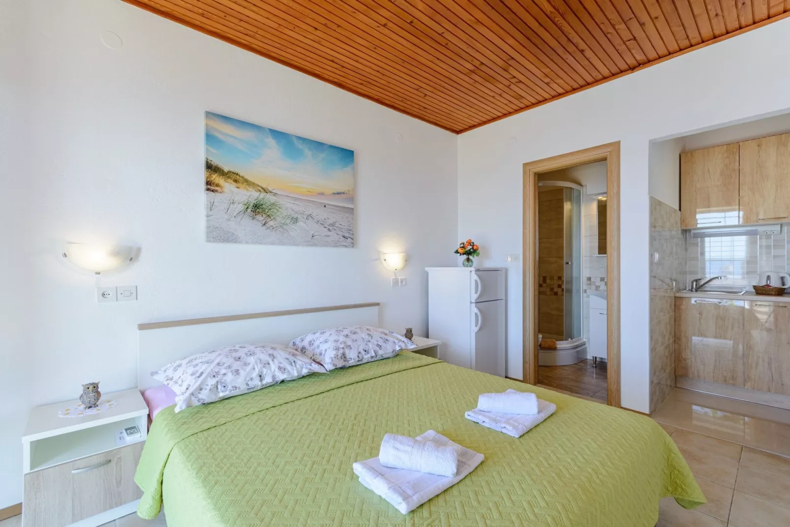 Rooms Sani - Double Room with Terrace and Sea View (S1)-Bedroom