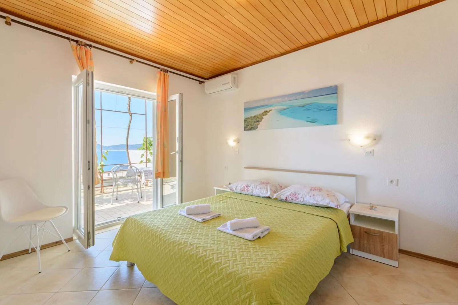 Rooms Sani - Double Room with Terrace and Sea View (S1)-Bedroom