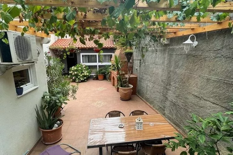 Apartments Mavi - Studio Apartment with Terrace and City View-Outdoor