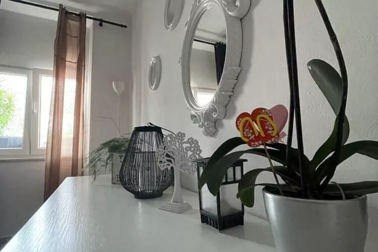 Apartments Mavi - Two-Bedroom Apartment with Terrace and City View-Bedroom