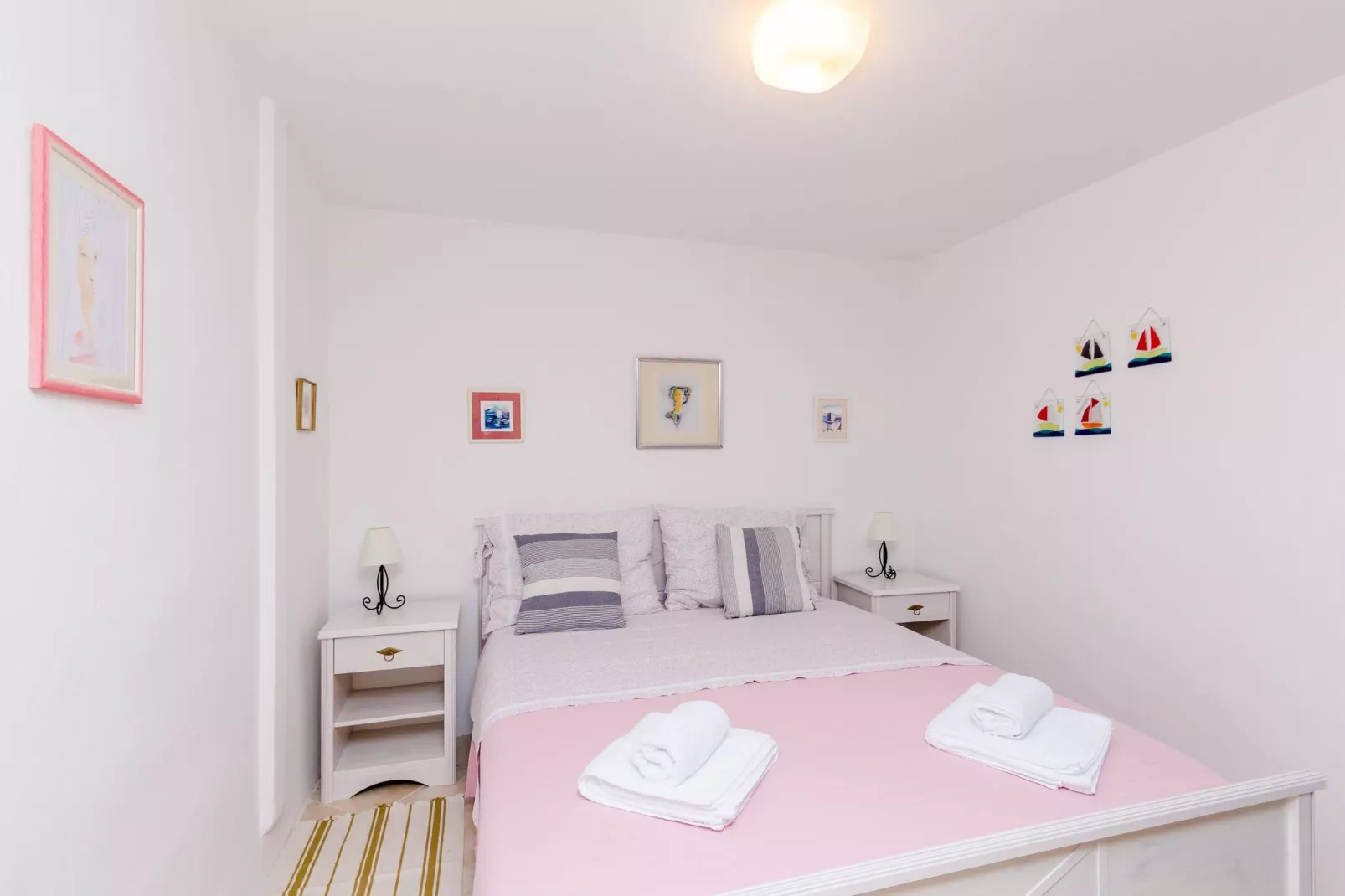 Apartment Simović - One Bedroom Apartment-Bedroom