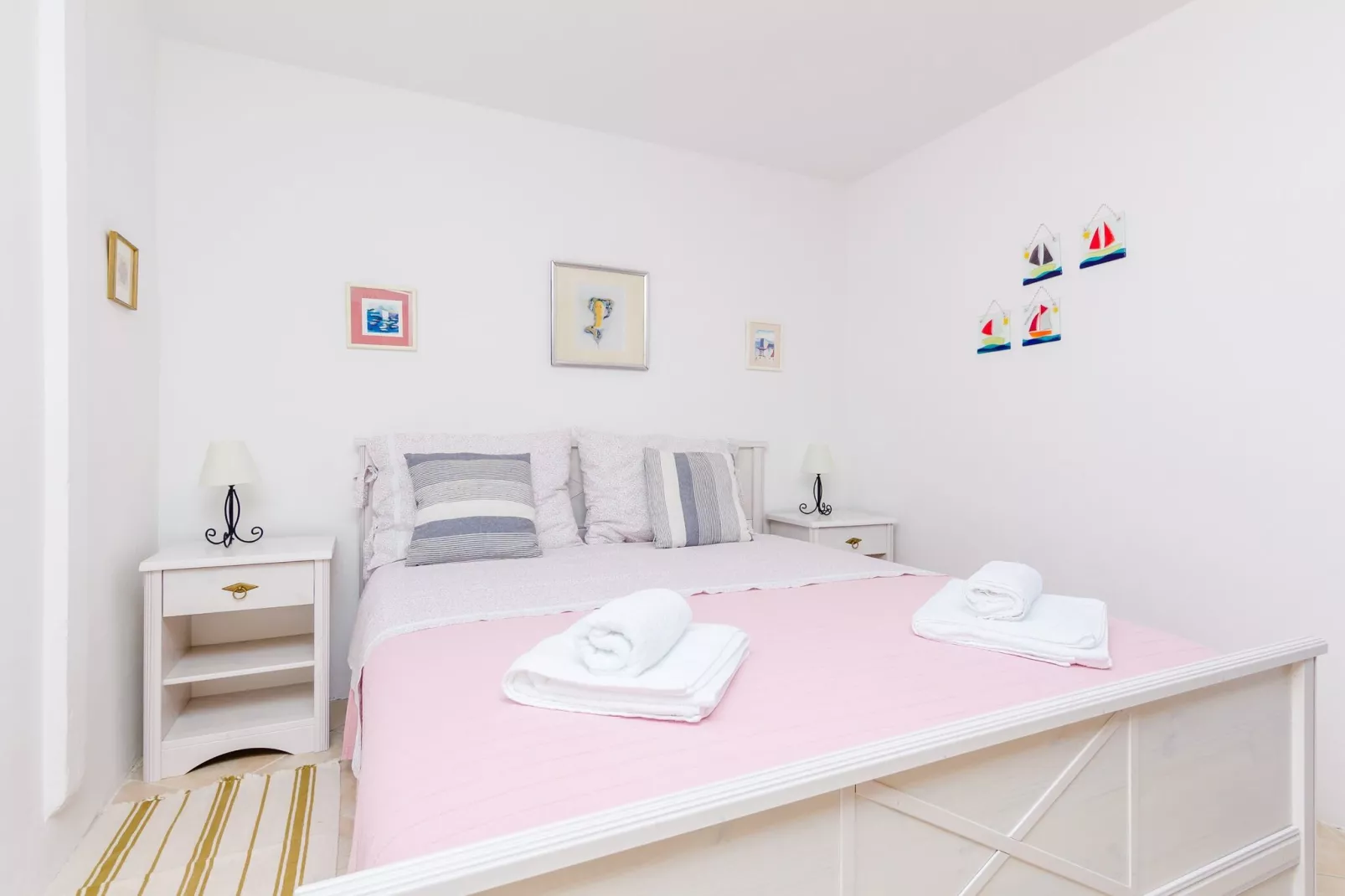 Apartment Simović - One Bedroom Apartment-Bedroom