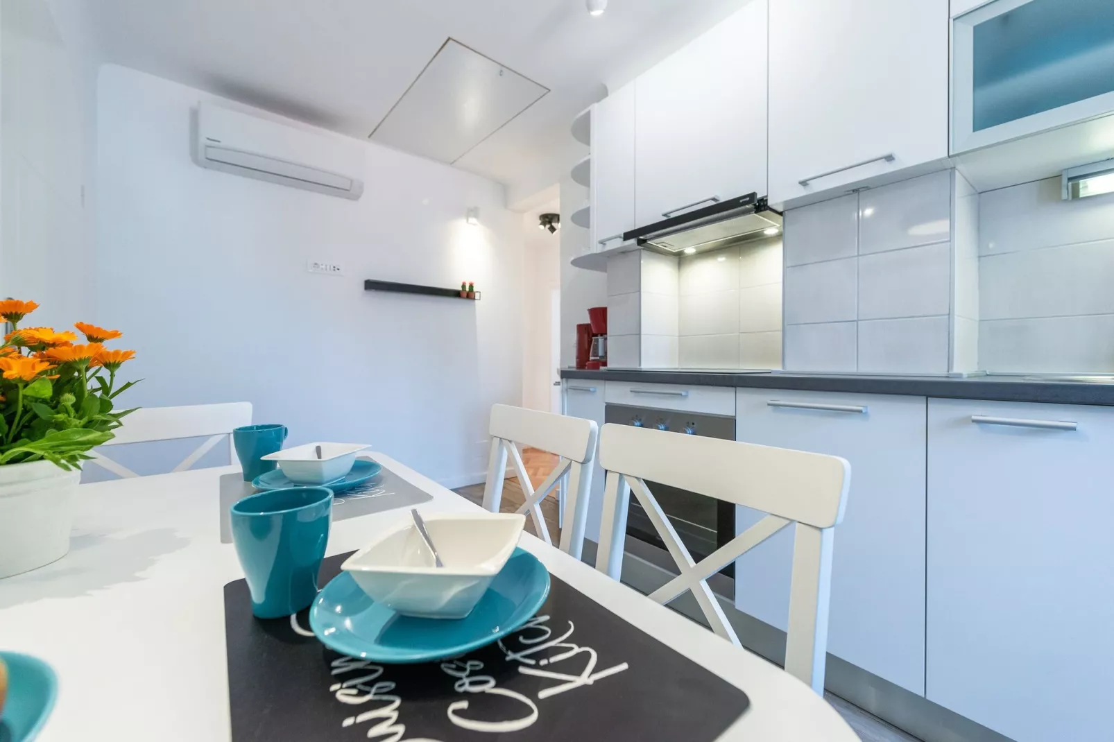 Apartment Simović - Two Bedroom Apartment with City View-Kitchen