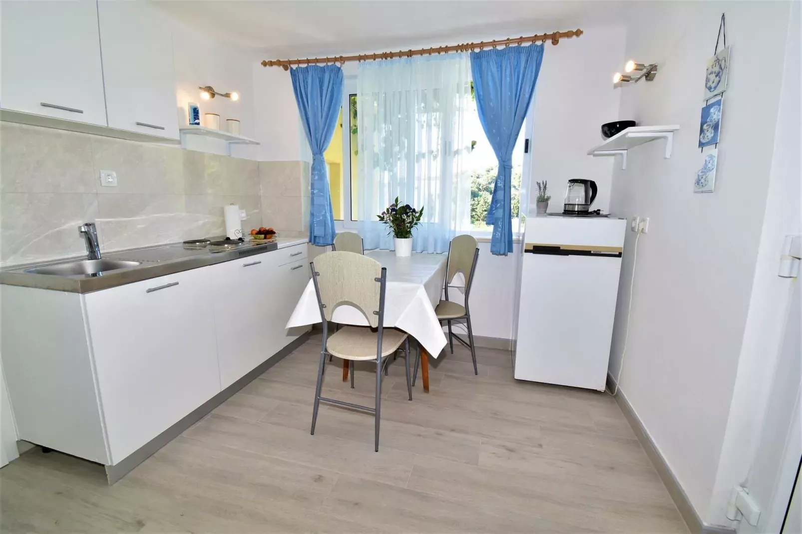 Guest House Kanjuo - Studio Apartment with Terrace and Garden View-Kitchen