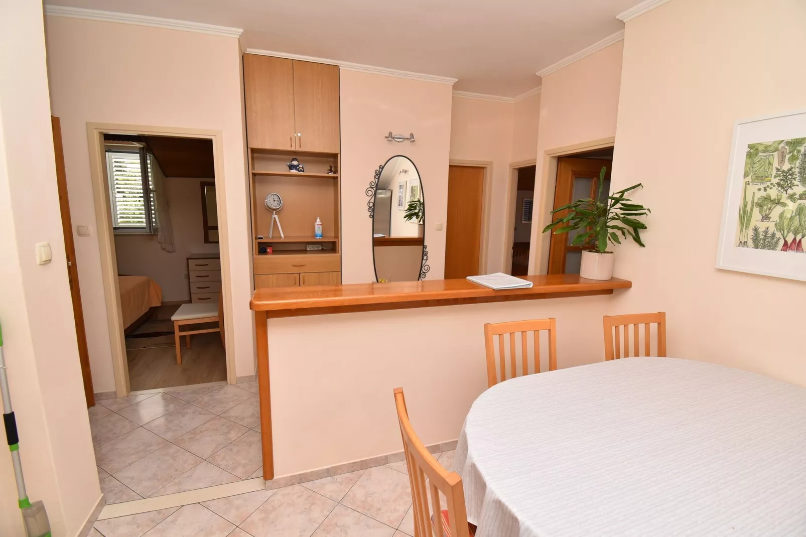 Guest House Kanjuo - Two Bedroom Apartment with Terrace and Garden View-Dining room