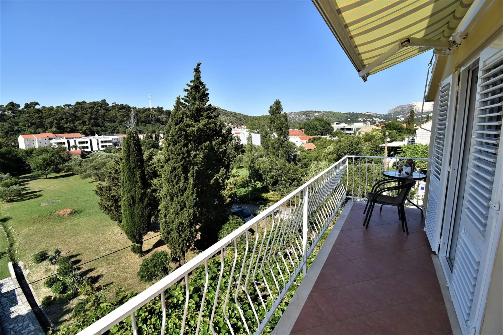 Guest House Kanjuo - Two Bedroom Apartment with Terrace and Garden View-Terrace balcony