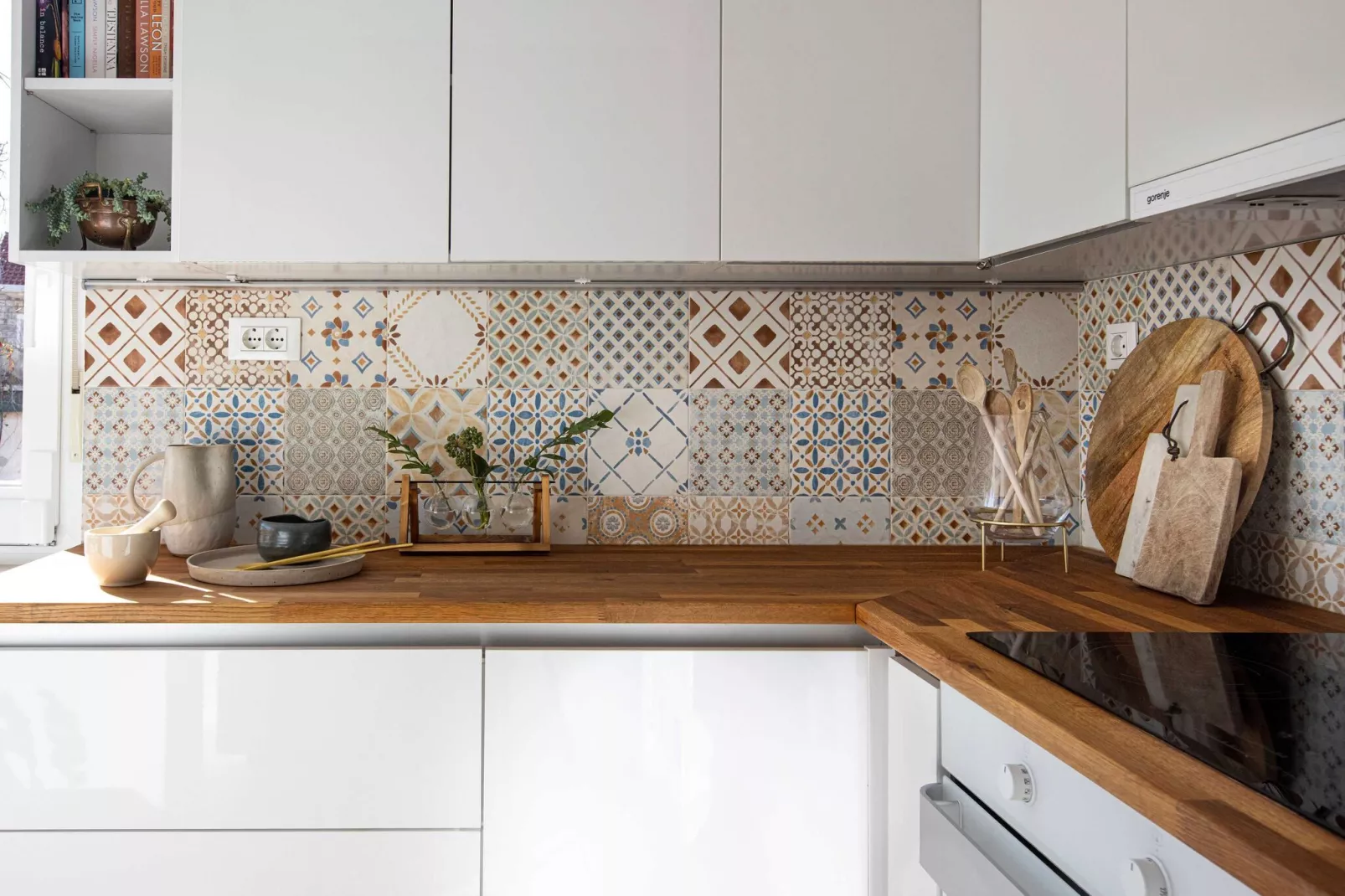 Apartment Pantarul - One Bedroom Apartment with City View-Kitchen