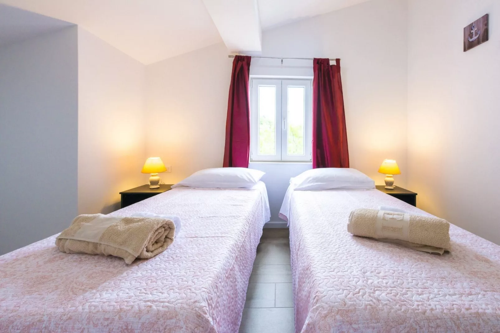 Villa Dundo Pero - Four Bedroom Villa with Swimming Pool and Sea View-Schlafzimmer