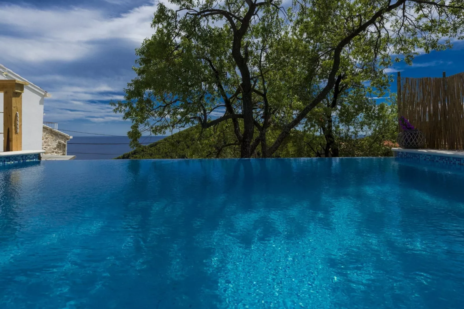 Villa Dundo Pero - Four Bedroom Villa with Swimming Pool and Sea View-Schwimmbad