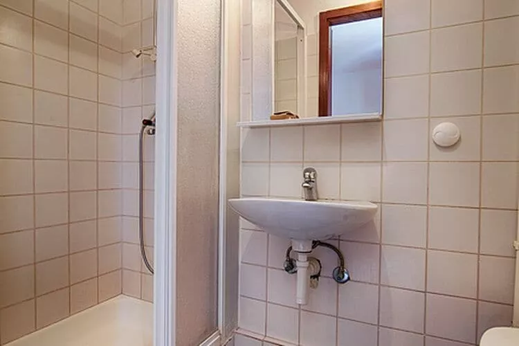 Apartments Malo Lago - One-Bedroom Apartment with Balcony and Sea View - 2nd floor (Apartment 6)-Badezimmer