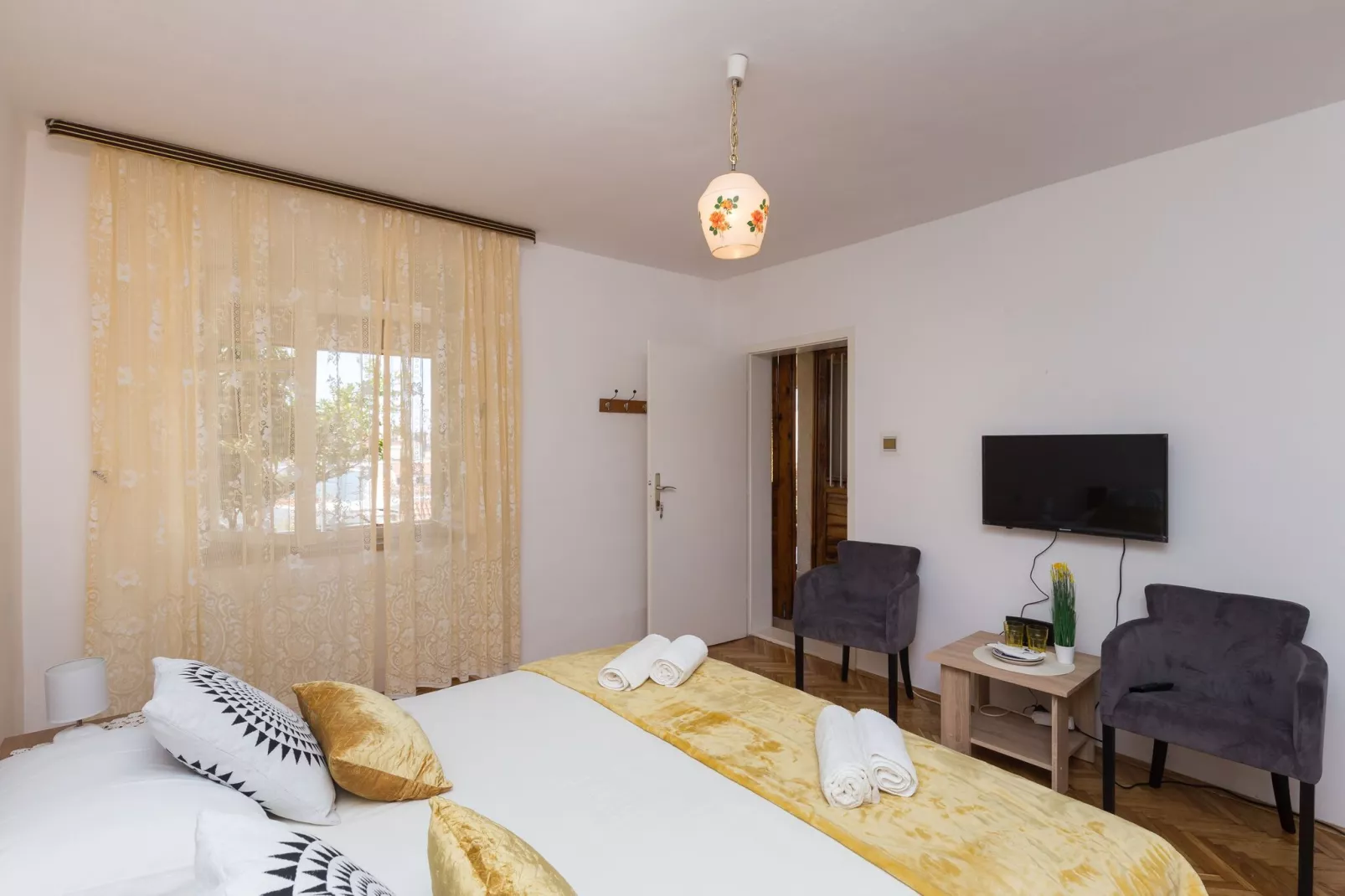 Sunset Bay Room - Double Room with Terrace and Partial Sea View-Schlafzimmer