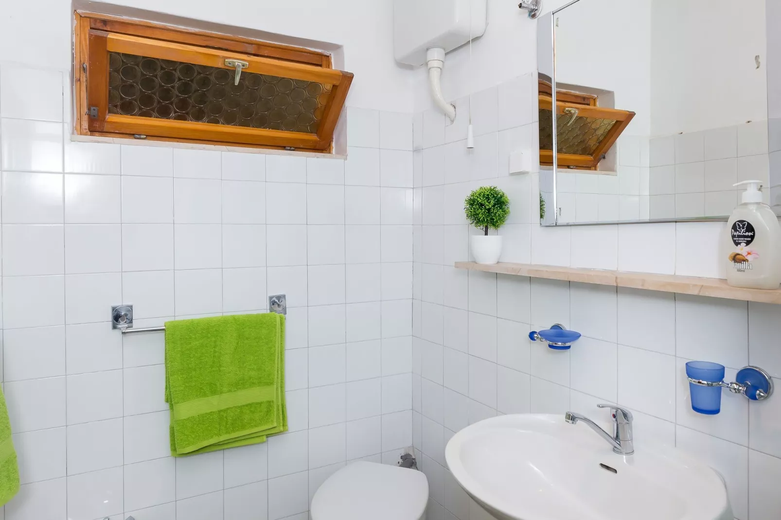 Sunset Bay Room - Double Room with Terrace and Partial Sea View-Badezimmer