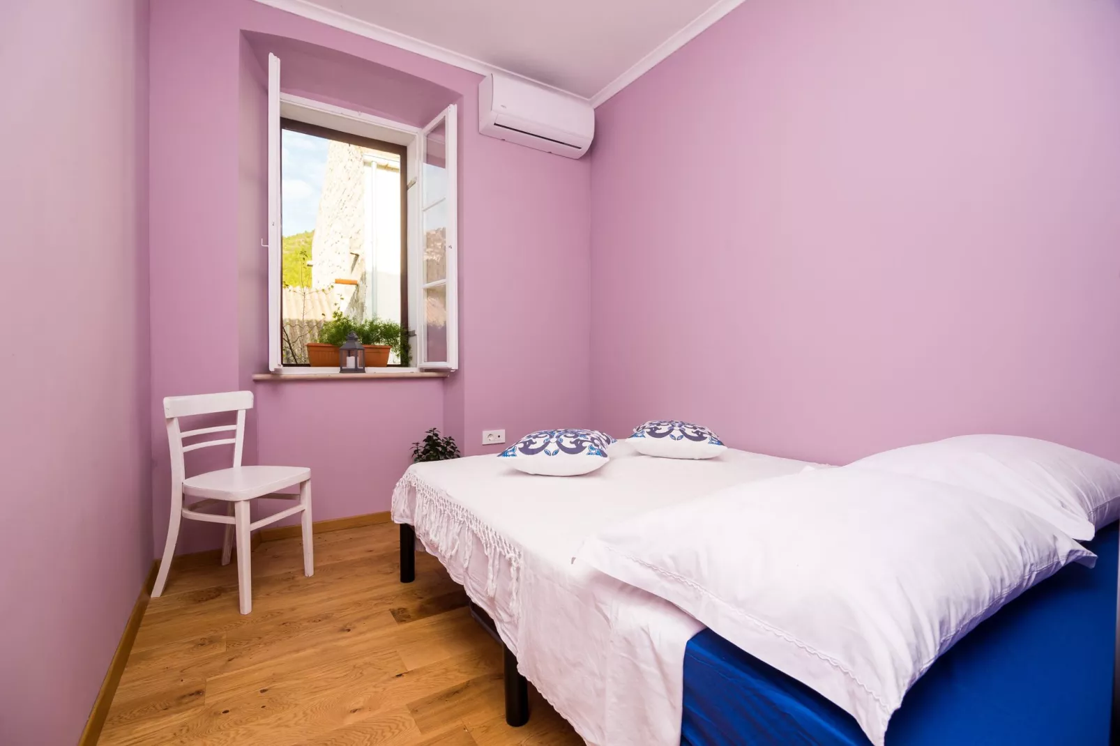 Villa Nives - Three-Bedroom Villa with Terrace and Sea View-Bedroom