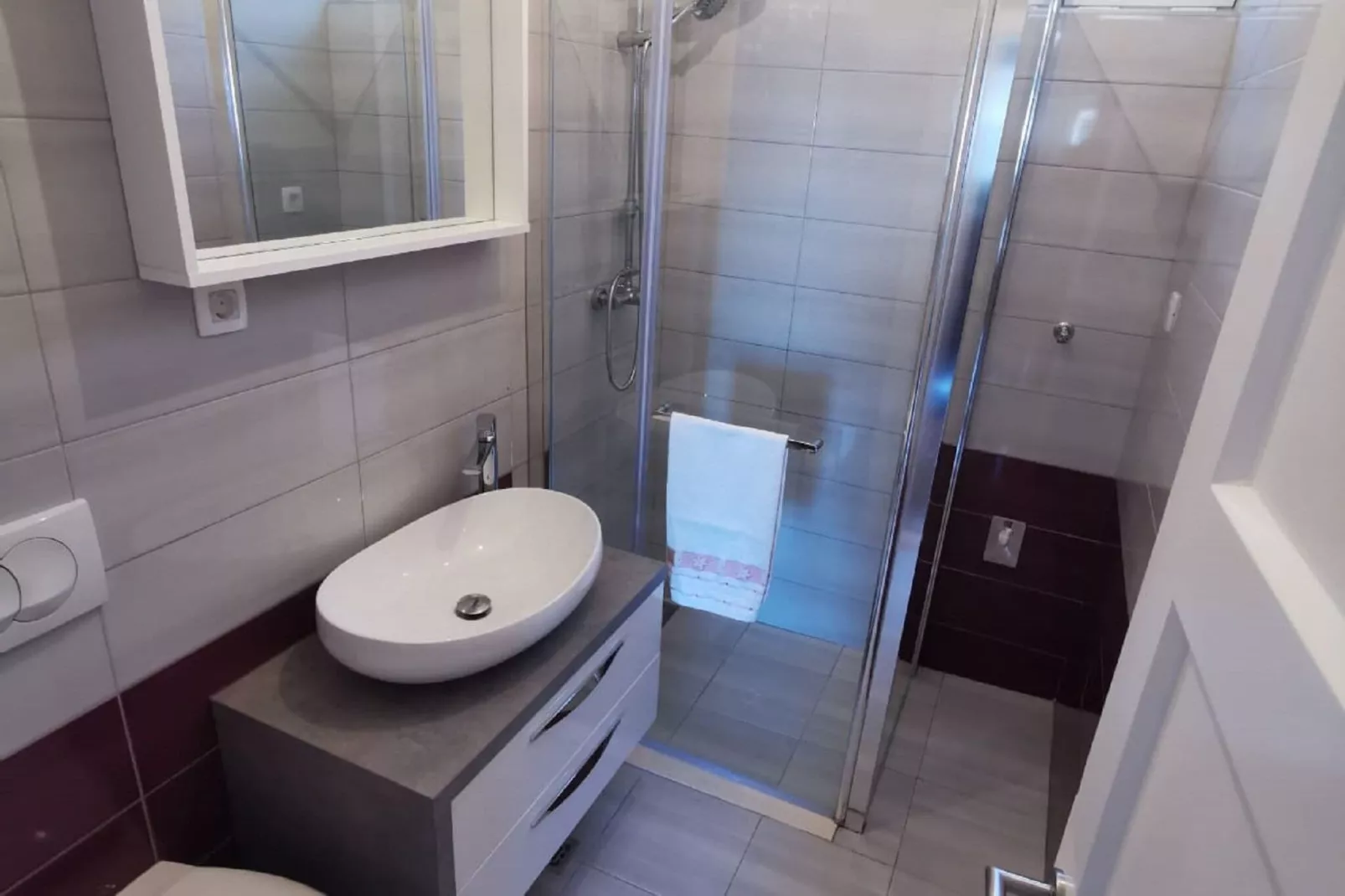 Apartment Nera (ST) - Two-Bedroom Apartment with Sea View-Bathroom