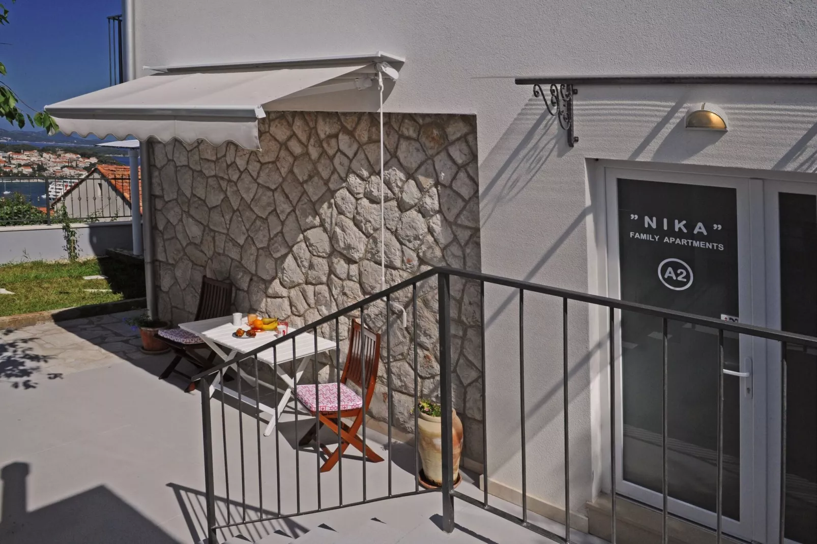 Nika Family Apartments - Standard Studio Apartment with Side Terrace and Partial Sea View (A2)-Terrasse
