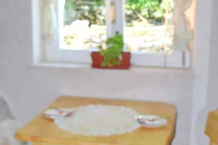 Stone House Harmony -Studio Apartment with Patio and Garden View ( 2 )-Salle à manger