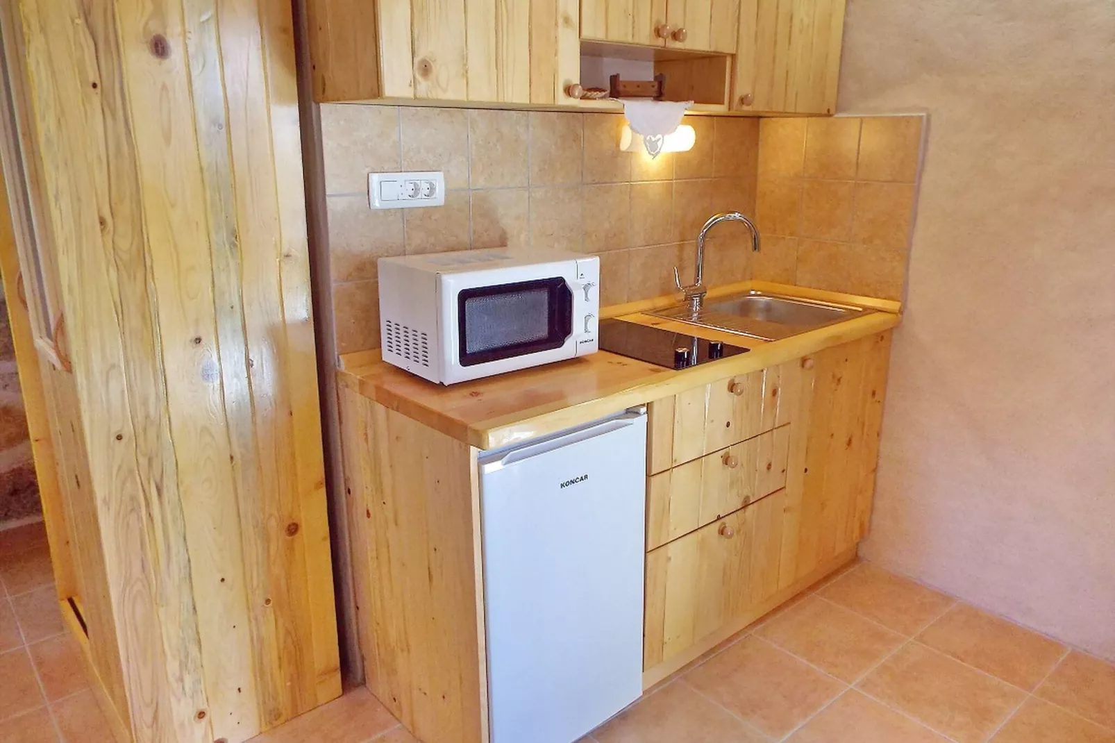 Stone House Harmony -Studio Apartment with Patio and Garden View ( 2 )-Cuisine