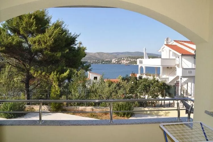 Apartments Villa Moonlight - Two Bedroom Apartment with Sea View Terrace(Family)-Terrace