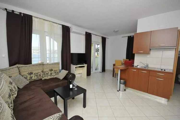 Apartments Villa Moonlight - One Bedroom Apartment with Sea View Terrace and Balcony (Mia)-Kitchen
