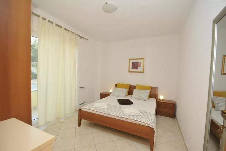 Apartments Villa Moonlight - One Bedroom Apartment with Sea View Terrace and Balcony (Mia)-Bedroom