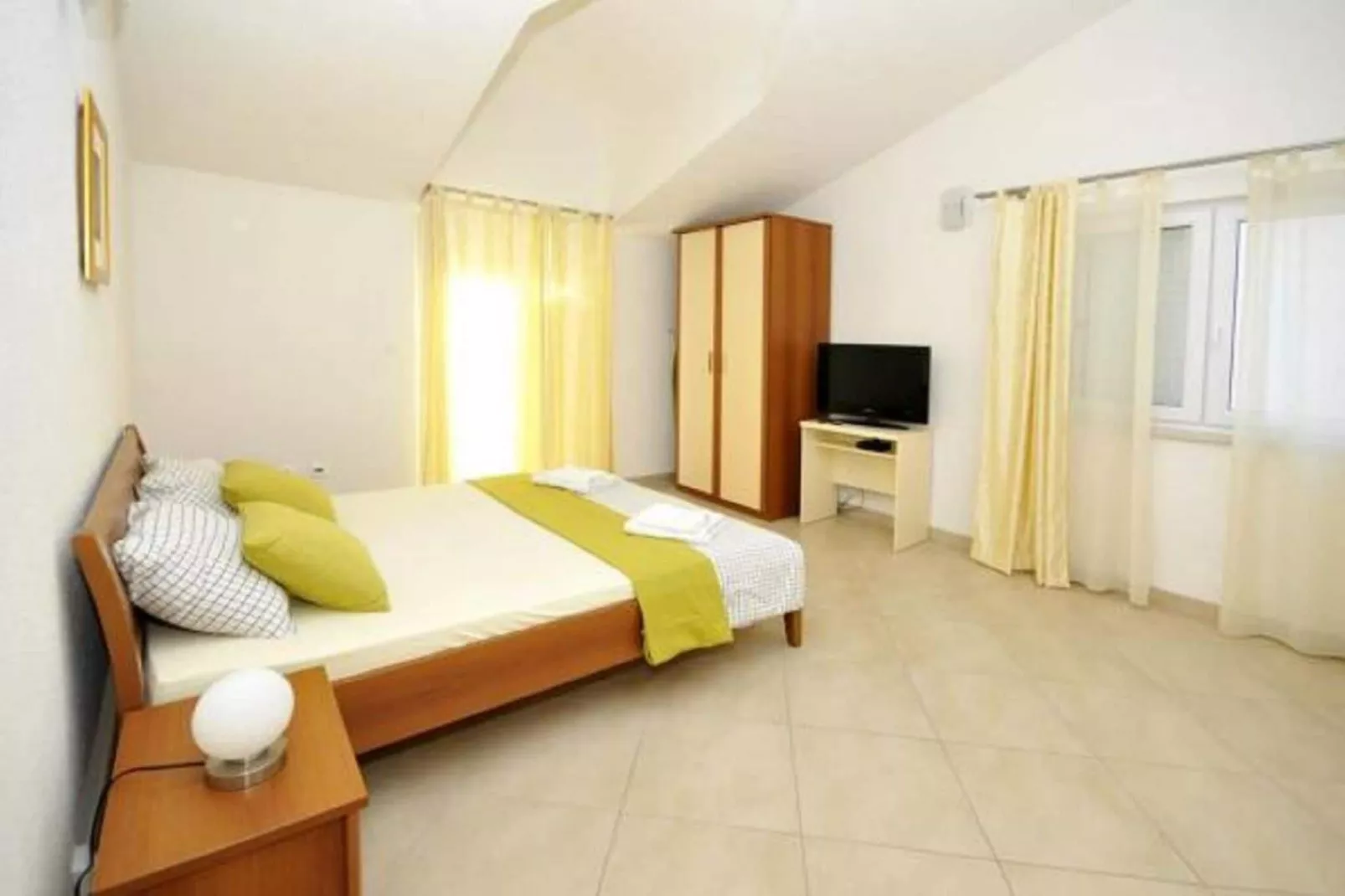 Apartments Villa Moonlight - Standard One Bedroom Apartment with Balcony (Alice)-Bedroom