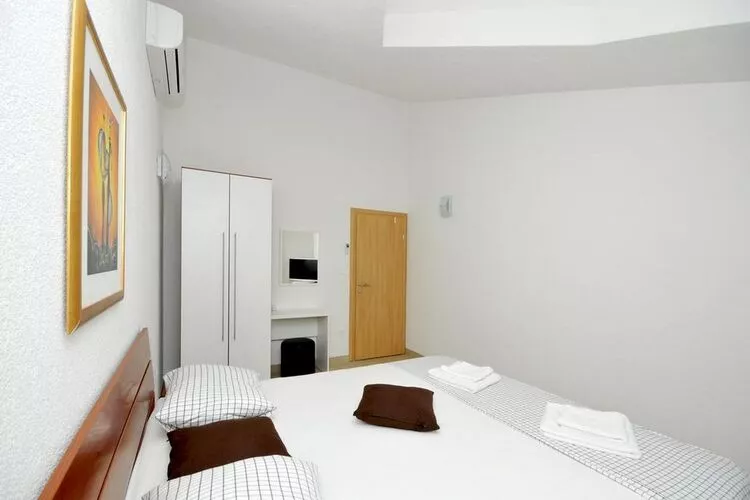 Apartments Villa Moonlight - Two Bedroom Apartment with Sea View Balcony and Terrace (Delux)-Bedroom
