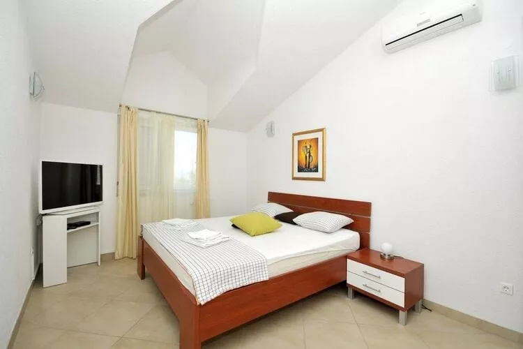 Apartments Villa Moonlight - Two Bedroom Apartment with Sea View Balcony and Terrace (Delux)-Bedroom