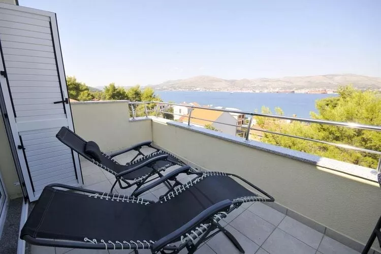 Apartments Villa Moonlight - Two Bedroom Apartment with Sea View Balcony and Terrace (Delux)-Outdoor