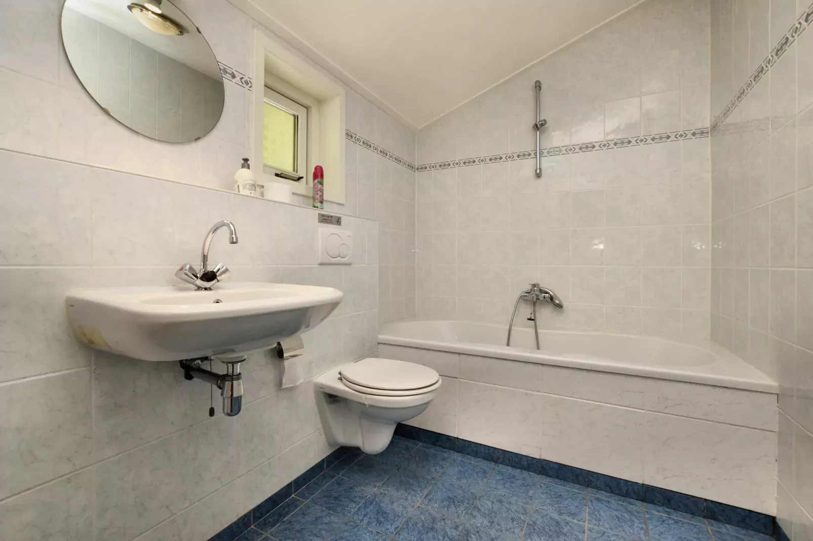 Opaal-Badezimmer