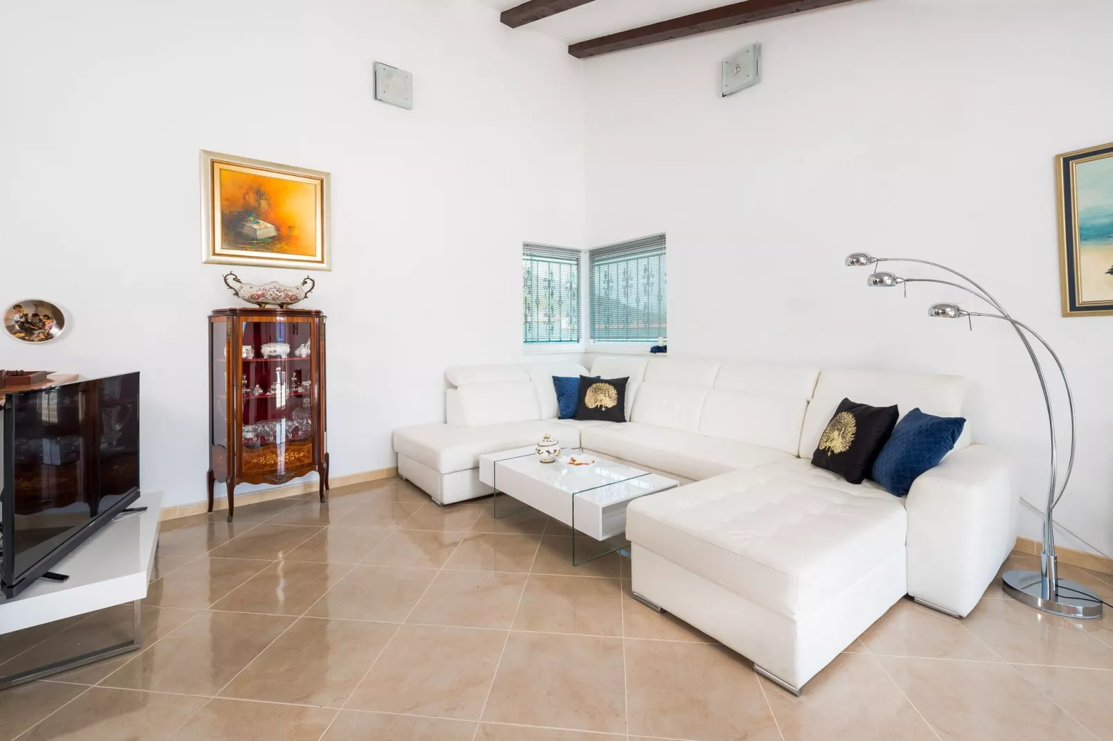 Villa Dea - Luxury Villa with Outdoor Swimming Pool-Salon
